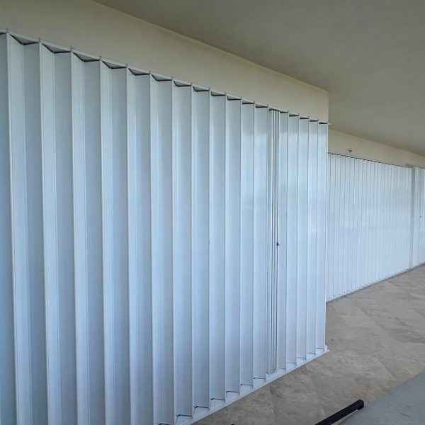 Cortina Anticiclonica tipo Acordeon